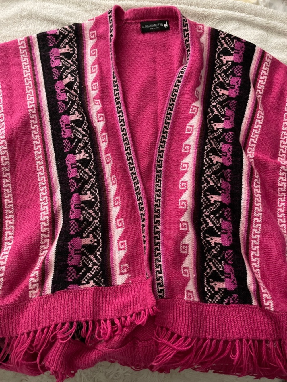 Alpaca connection fringed cape sweater Women’s one size pink
